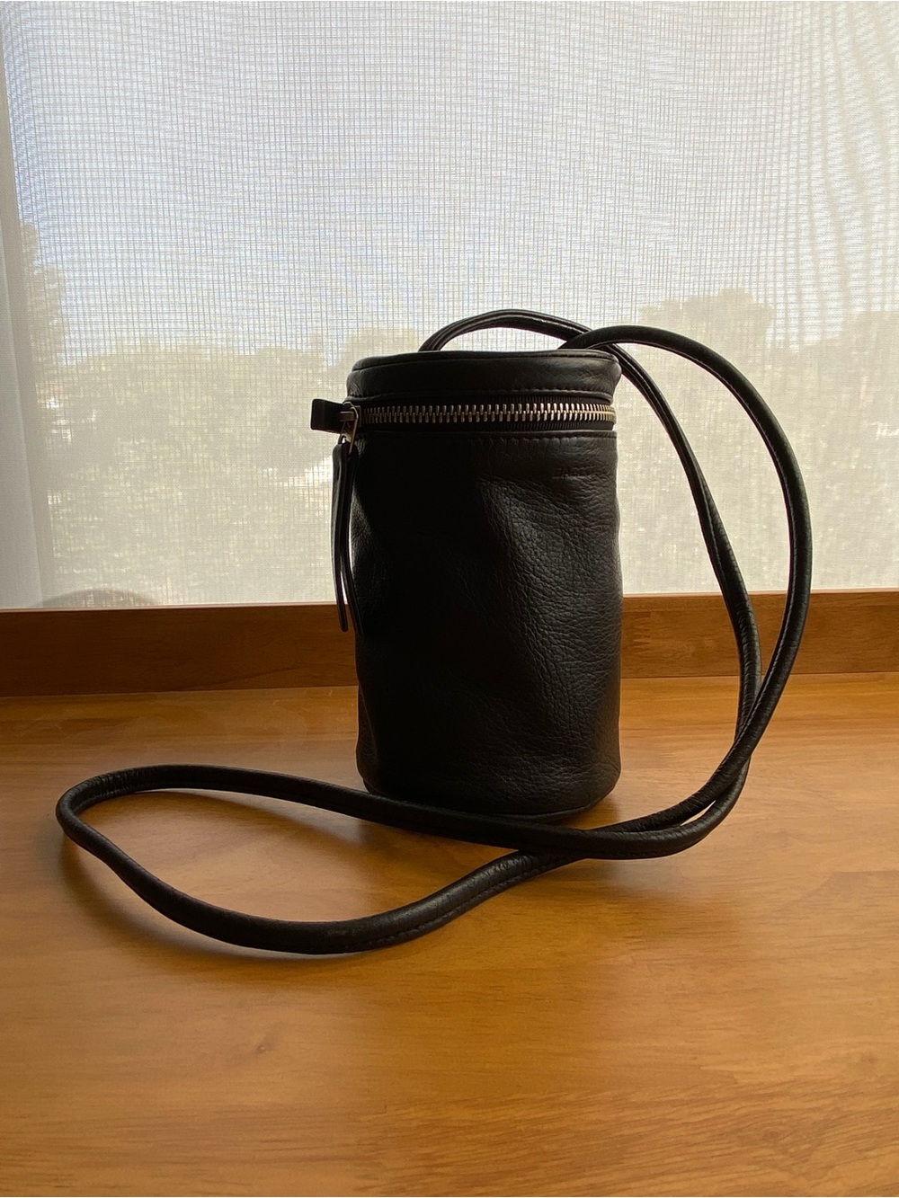 Baggu Lens Crossbody Bag - Black Leather - Picture 2 of 7
